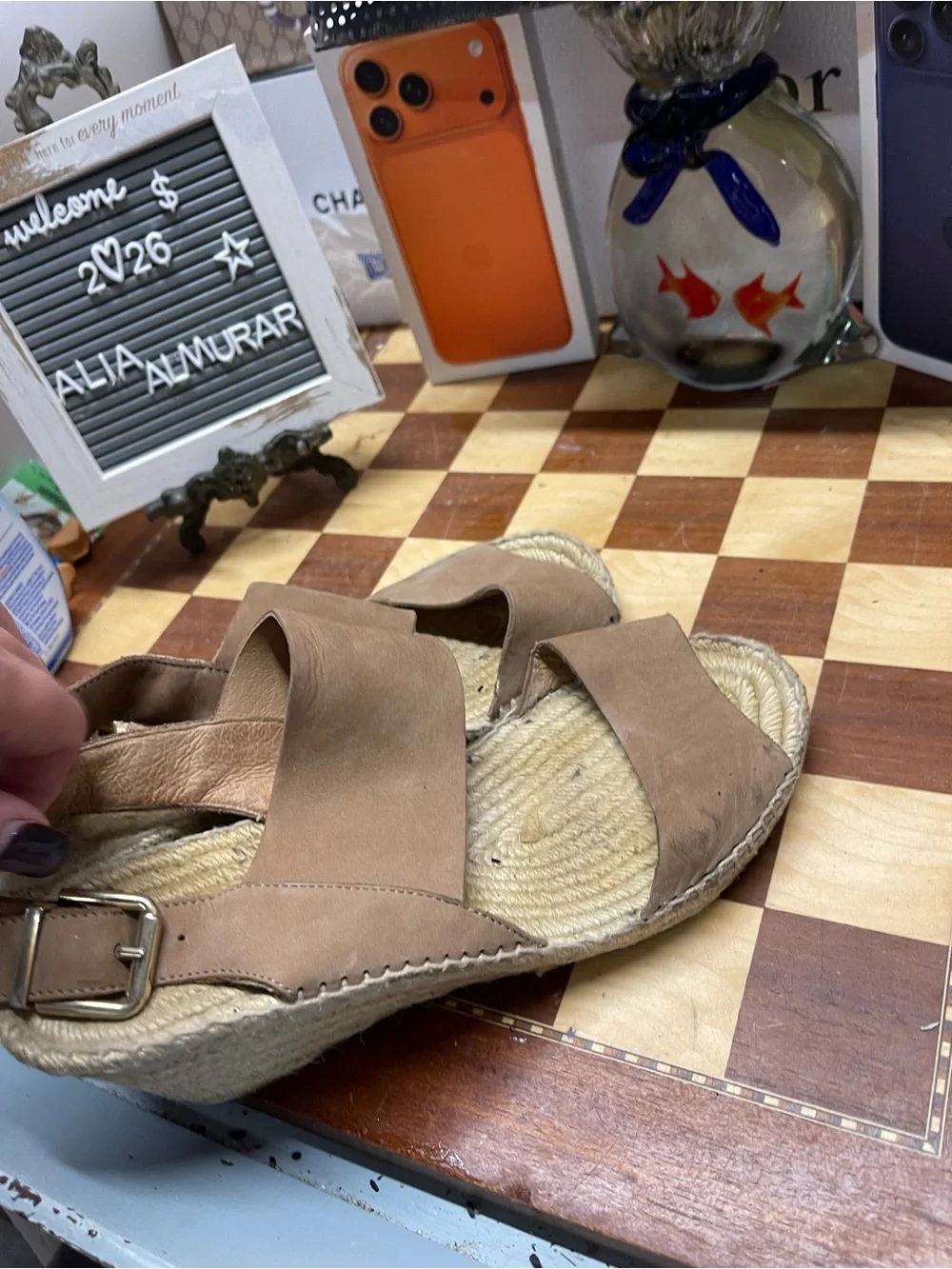Wedge shoes